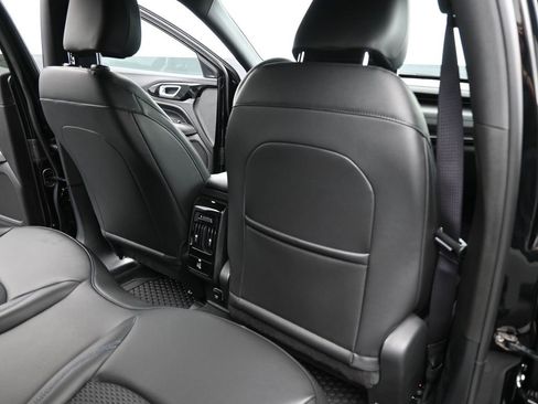 New 2026 Jeep Compass Latitude image 14