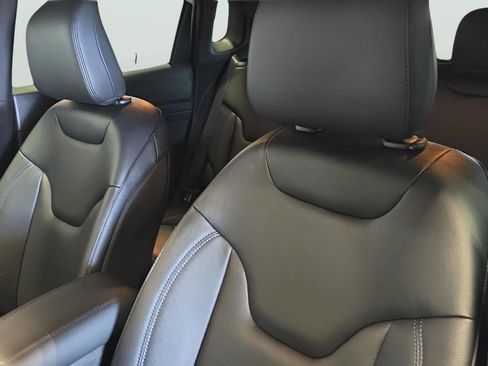 New 2026 Jeep Compass Limited image 16