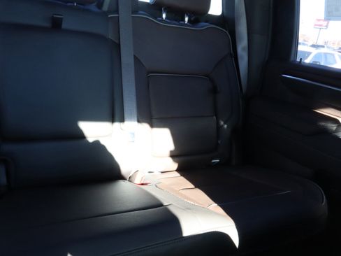 New 2026 GMC Sierra 3500 Denali w/ Denali Reserve Package image 12