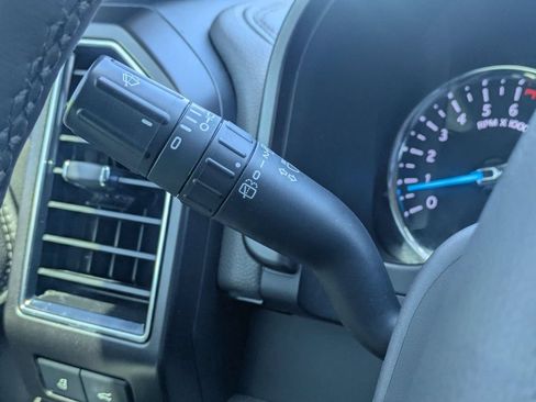 Used 2021 Ford Expedition Limited RWD image 30