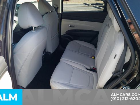 Certified 2025 Hyundai Tucson SEL FWD image 18