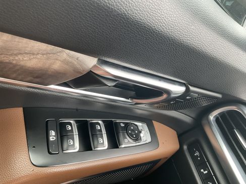 Used 2020 Kia Telluride SX w/ SX Prestige Package AWD/4WD image 21