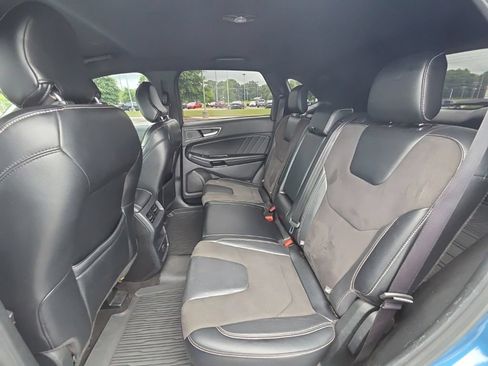 Used 2019 Ford Edge ST AWD/4WD image 11