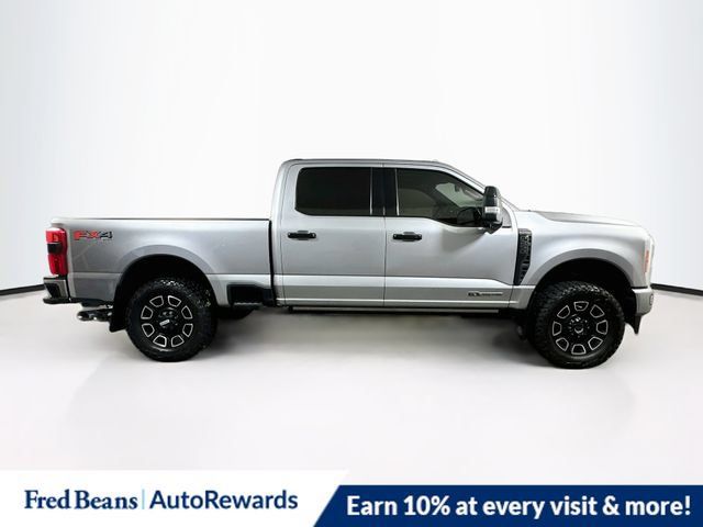 Used 2023 Ford F250 Platinum AWD/4WD image 10