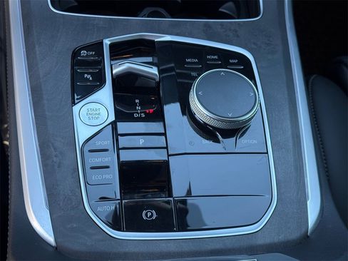 Used 2024 BMW X5 sDrive40i w/ Premium Package image 21