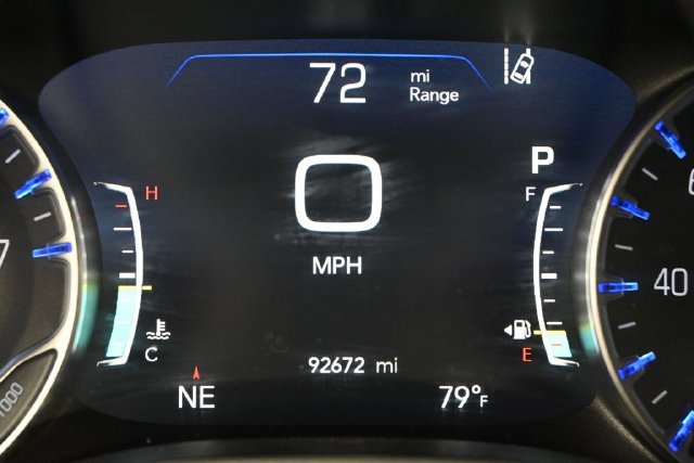 Certified 2022 Chrysler Pacifica Touring-L AWD/4WD image 13