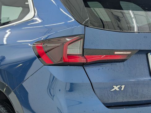 Certified 2025 BMW X1 xDrive28i image 13