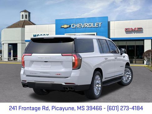 New 2026 GMC Yukon XL Denali w/ Advanced Technology Package RWD image 4