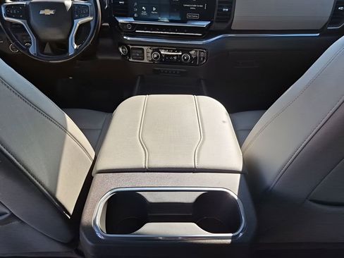 Used 2024 Chevrolet Silverado 2500 LTZ w/ LTZ Premium Package image 22