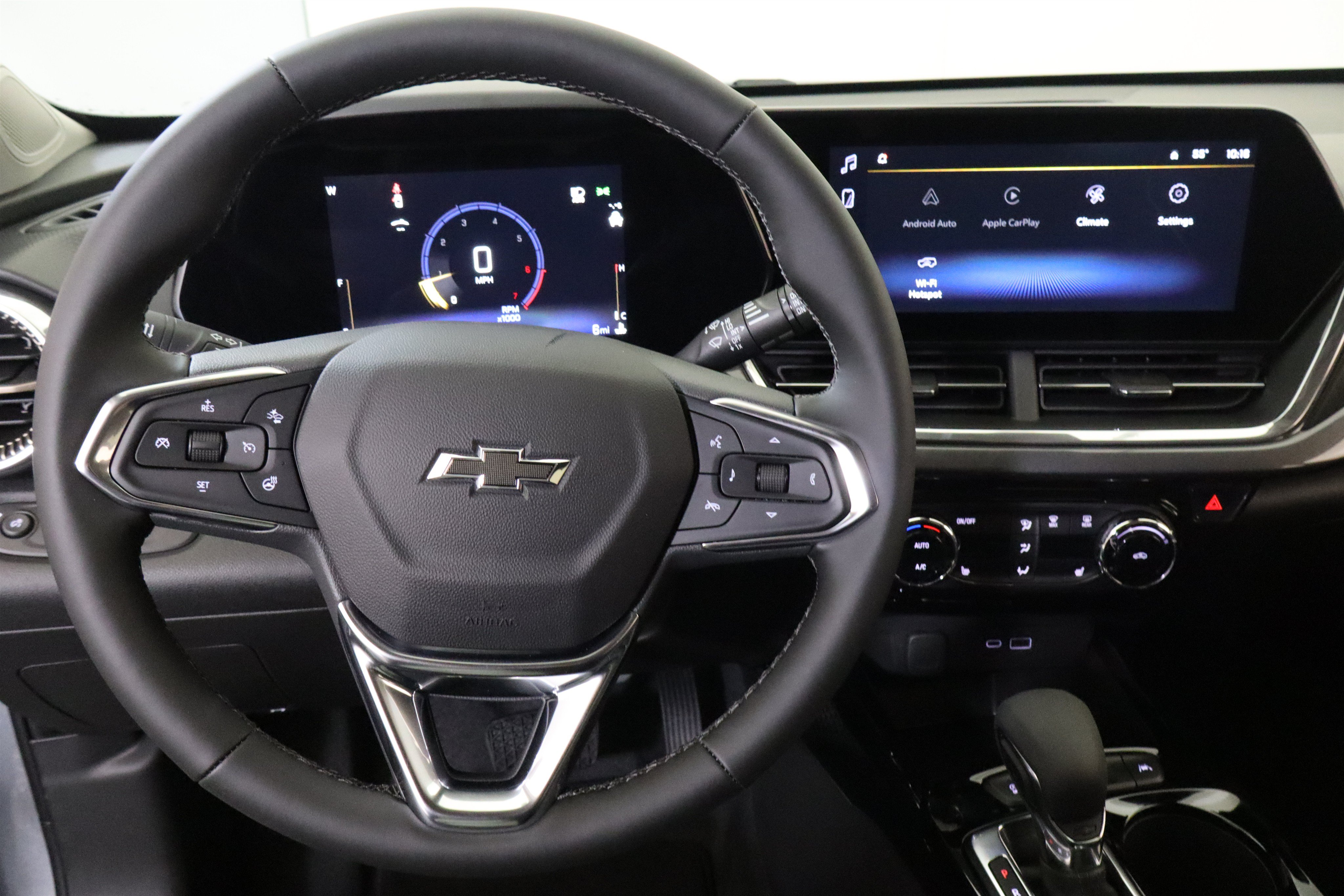 New 2026 Chevrolet Trax ACTIV w/ Driver Confidence Package FWD image 24