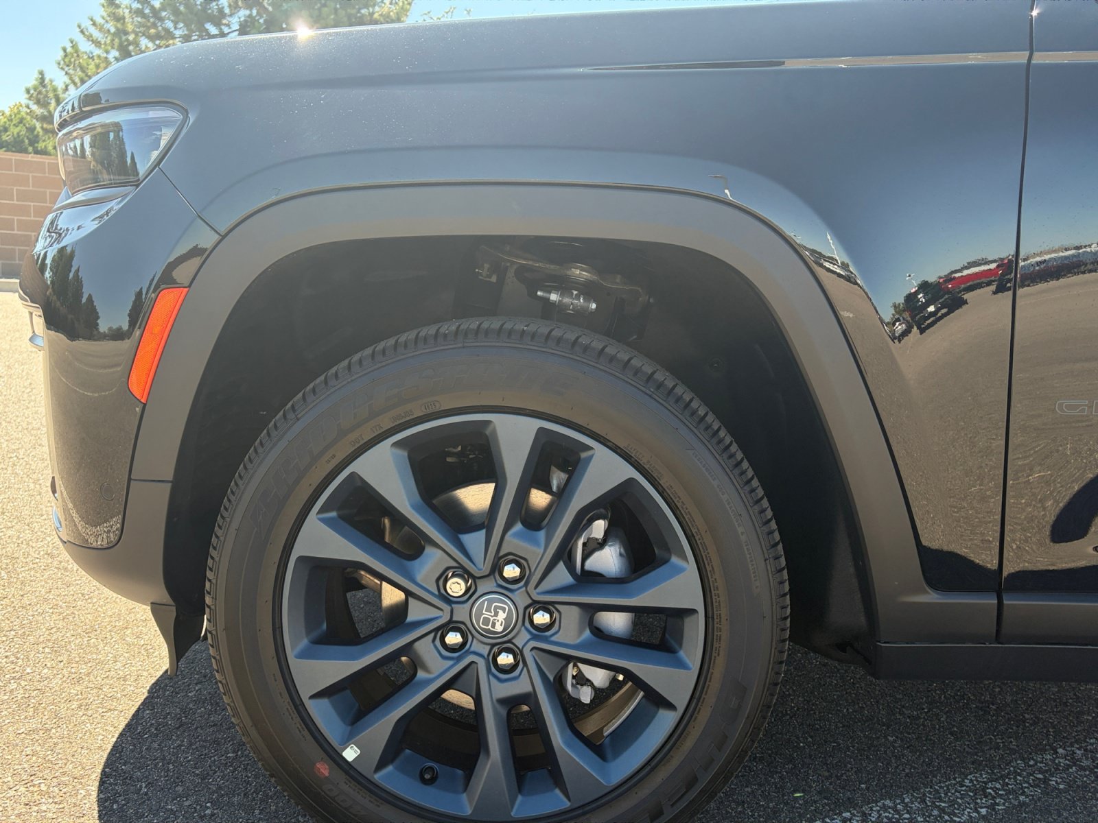 New 2026 Jeep Grand Cherokee Limited AWD/4WD image 10