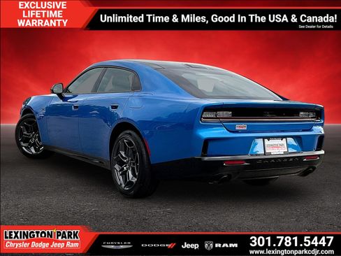 New 2026 Dodge Charger R/T w/ Blacktop Package AWD/4WD image 3