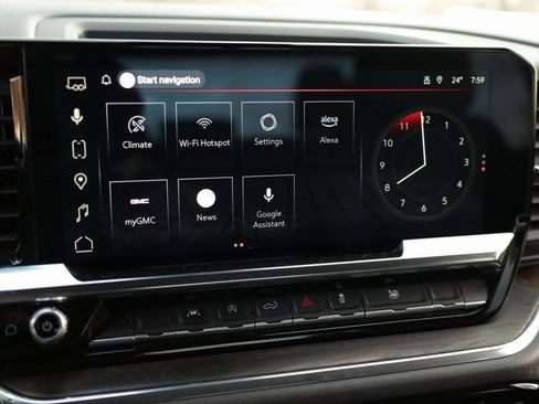 Used 2025 GMC Sierra 1500 SLT image 15