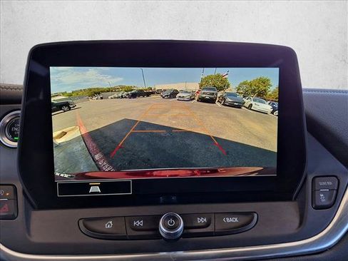 Used 2023 Chevrolet Blazer LT FWD image 13