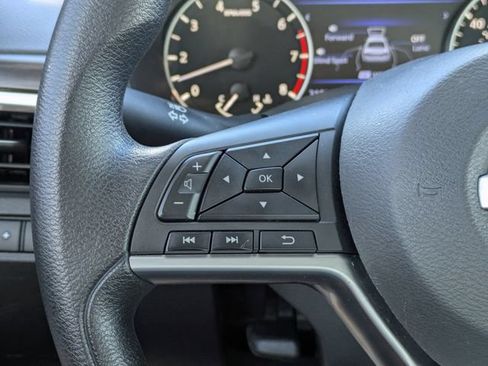 Used 2023 Nissan Altima 2.5 SV FWD image 27