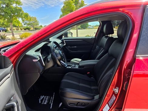 Used 2025 MAZDA CX-50 AWD 2.5 S w/ Preferred Package image 12