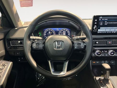 Used 2024 Honda Civic Touring image 14