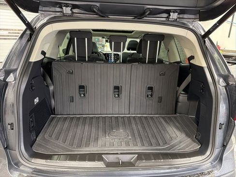 Used 2024 Subaru Ascent Onyx Edition image 36