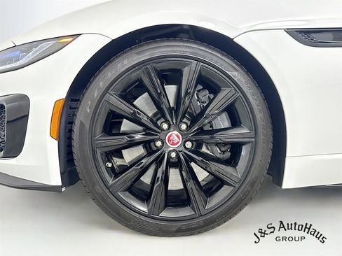 Used 2021 Jaguar F-TYPE R image 38