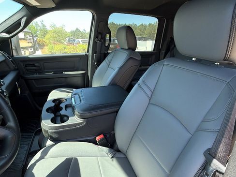 New 2026 RAM 3500 Tradesman w/ Chrome Appearance Group AWD/4WD image 17