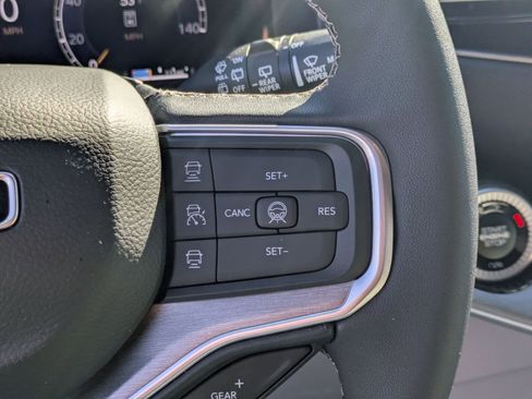 New 2026 Jeep Grand Wagoneer L 4WD w/ 8-Passenger Seating Package image 16