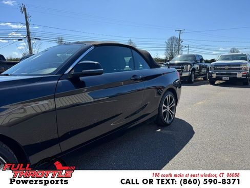 Used 2018 BMW 230i xDrive Convertible image 5