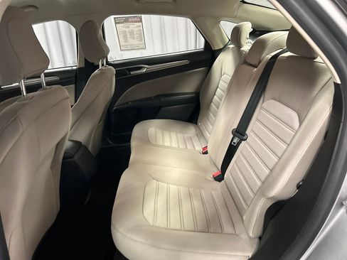 Used 2020 Ford Fusion S image 22