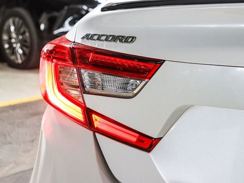 Used 2022 Honda Accord Sport image 10
