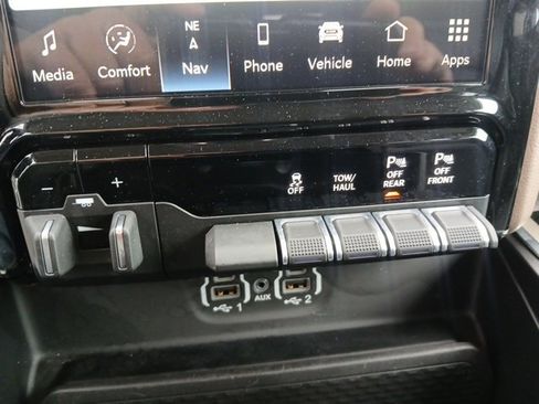 Used 2022 RAM 1500 Laramie image 40