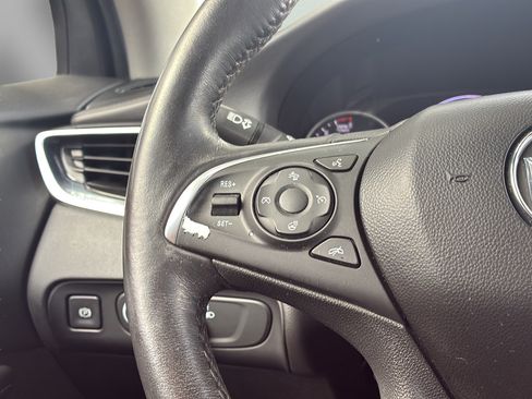Used 2020 Buick Enclave Avenir w/ Avenir Technology Package FWD image 34