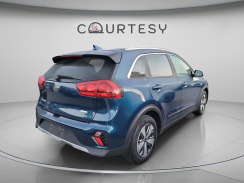 Used 2021 Kia Niro LX FWD image 16