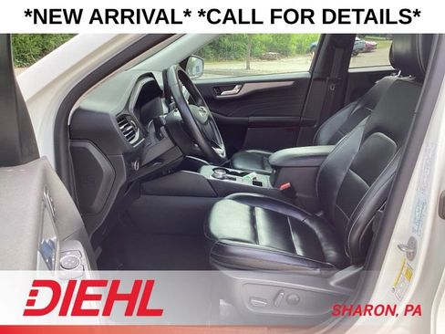 Used 2024 Ford Escape Platinum AWD/4WD image 9