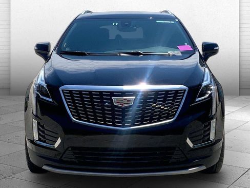 Certified 2025 Cadillac XT5 Premium Luxury AWD/4WD image 2