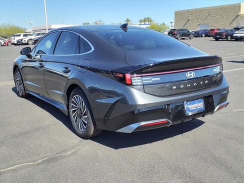 New 2026 Hyundai Sonata Limited image 3