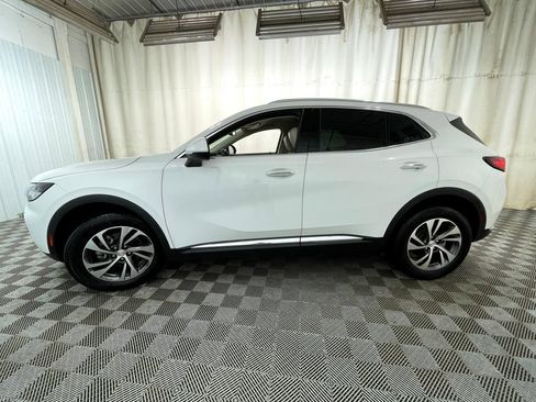 Used 2021 Buick Envision Essence w/ Technology Package I FWD image 17