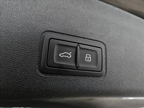 Certified 2026 Audi Q3 quattro 2.0T AWD/4WD image 24