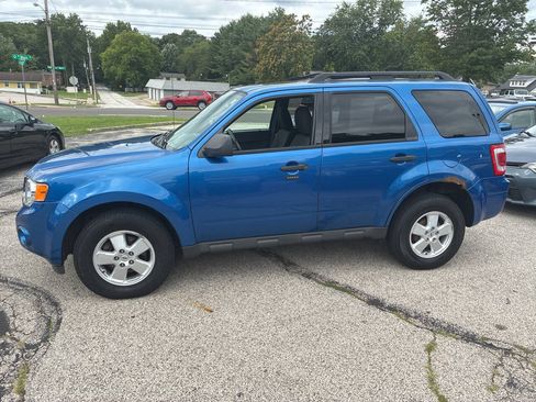 Used 2012 Ford Escape XLT AWD/4WD image 4