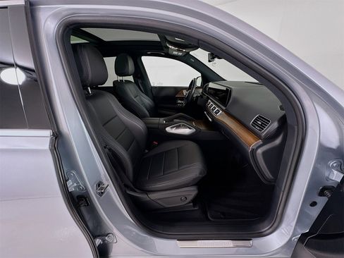 Certified 2025 Mercedes-Benz GLE 350 4MATIC image 32