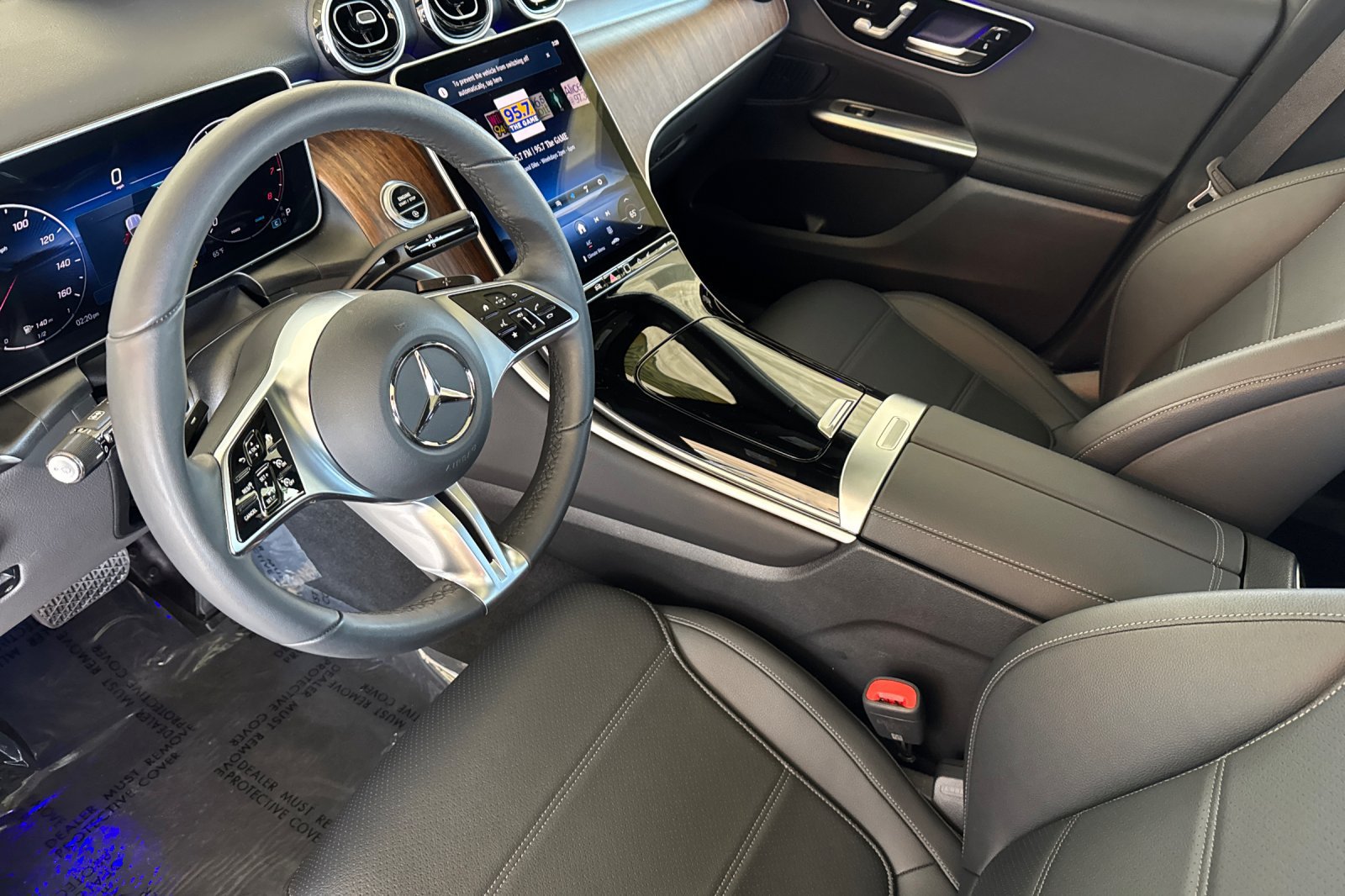 Used 2026 Mercedes-Benz GLC 300 4MATIC image 10