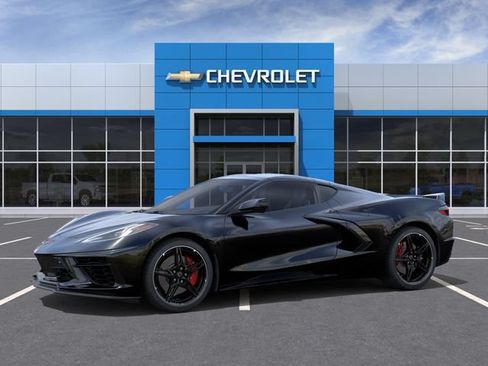Used 2022 Chevrolet Corvette Stingray Preferred Cpe w/ Z51 Performance Package RWD image 2