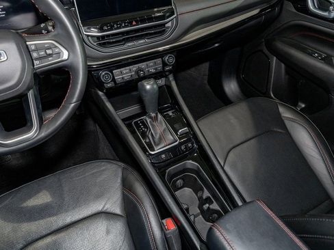 Used 2022 Jeep Compass Trailhawk w/ Trailhawk Elite Group image 20