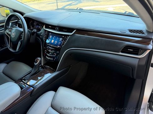 Used 2014 Cadillac XTS Luxury w/ Driver Awareness Package image 29