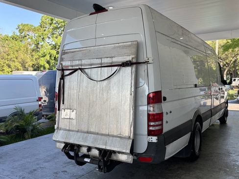 Used 2018 Mercedes-Benz Sprinter 3500 image 8