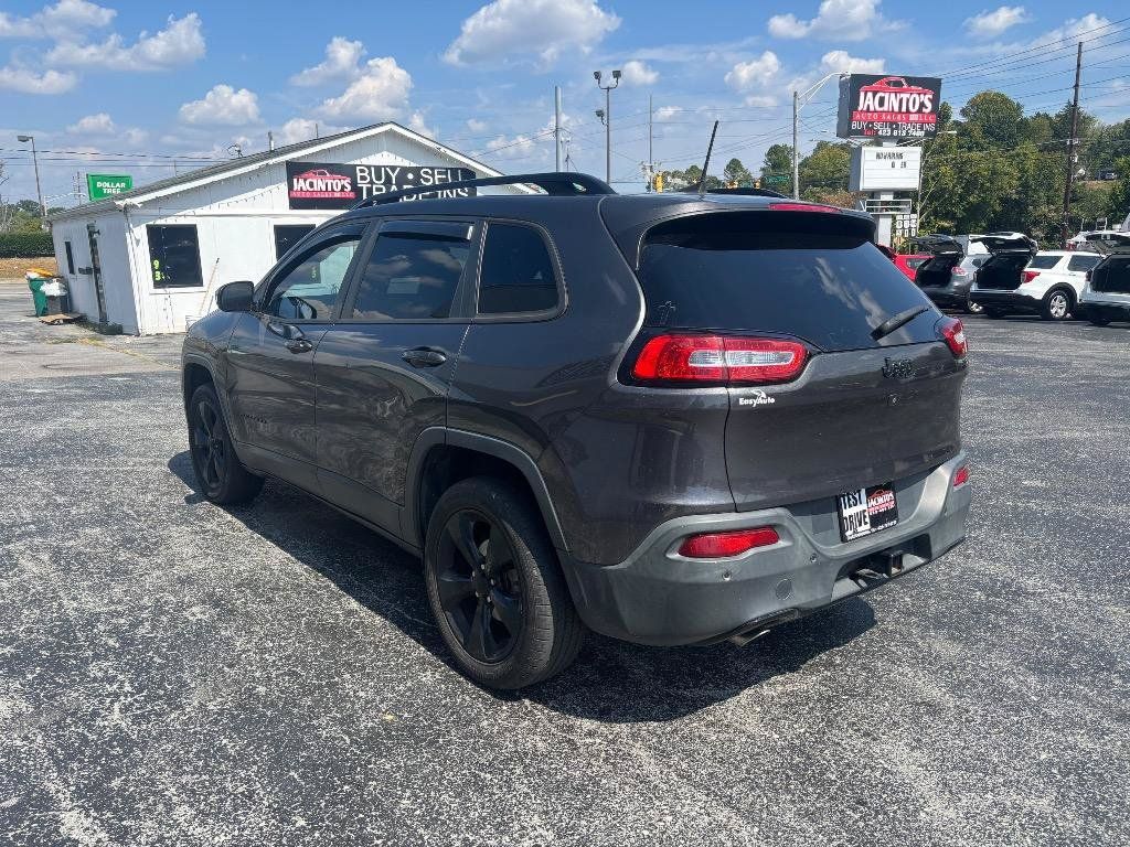Used 2016 Jeep Cherokee High Altitude FWD image 6