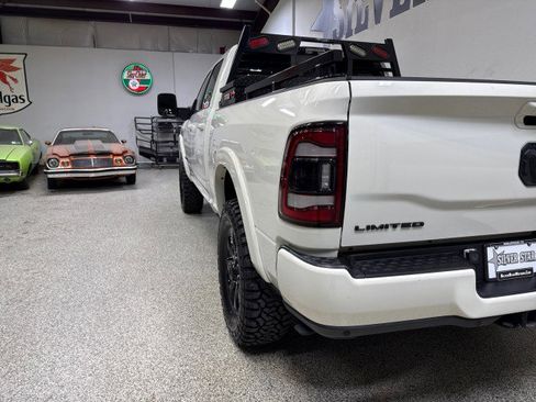 Used 2024 RAM 2500 Limited image 9