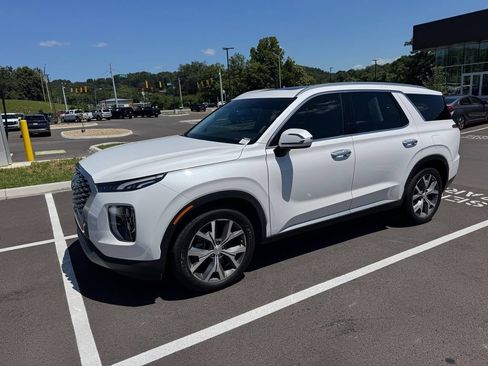 Used 2021 Hyundai Palisade SEL FWD image 2