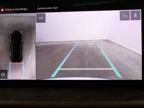 New 2025 Audi Q5 Prestige image 13