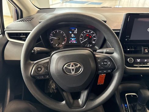 Used 2023 Toyota Corolla LE image 23