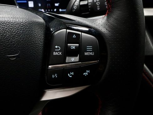 Certified 2025 Ford Explorer ST-Line w/ ST-Line Street Pack image 30