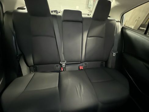 Used 2022 Toyota Corolla LE FWD image 31
